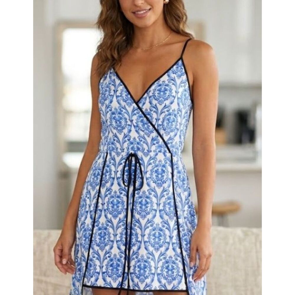 Women Adelyn Rae White & Royal Blue Print Spring Summer Romper Dress - Sz Small